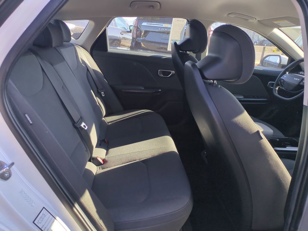 Used 2025 Kia K4 FWD image 29
