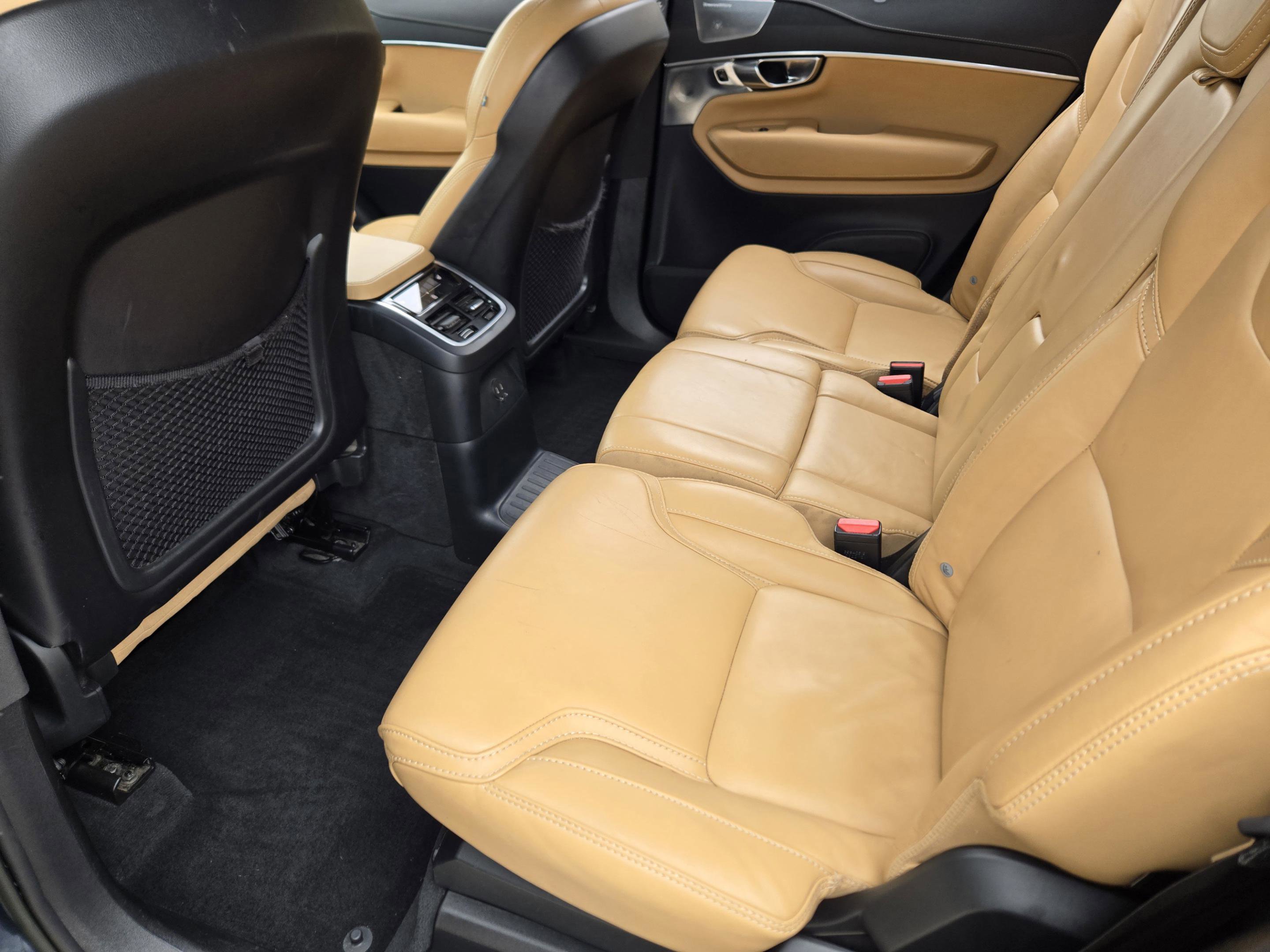 Used 2023 Volvo XC90 T8 Ultimate w/ Protection Package Premier image 28