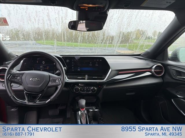 Used 2024 Chevrolet Trax RS image 14