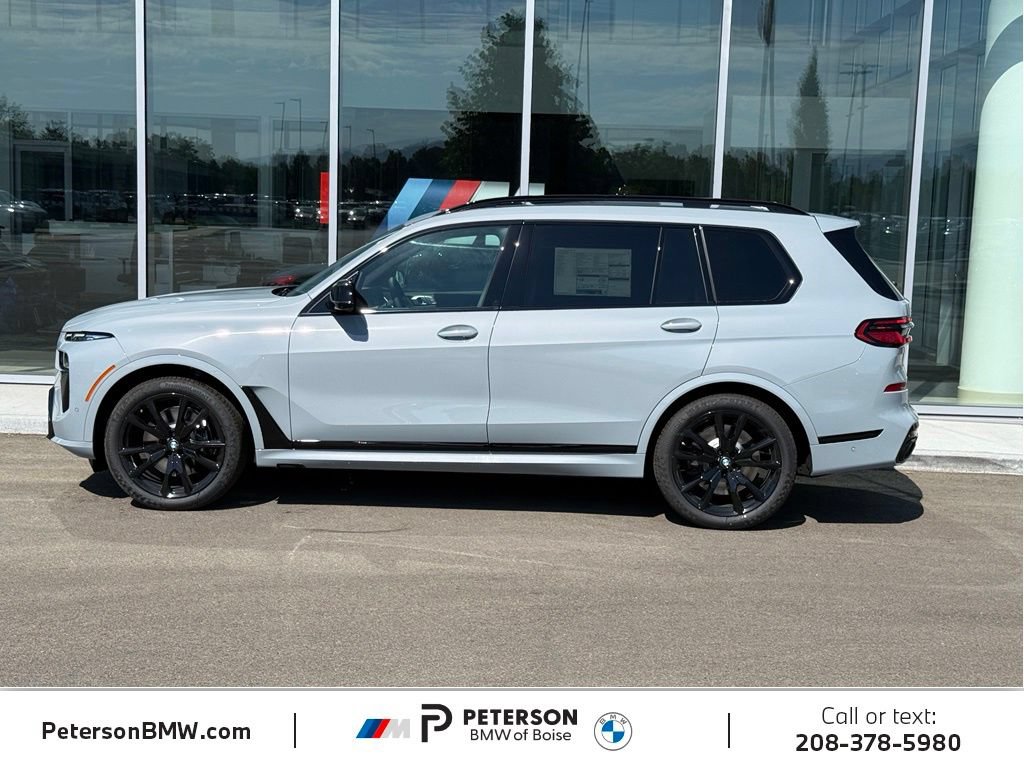 New 2027 BMW X7 M60i AWD/4WD image 2