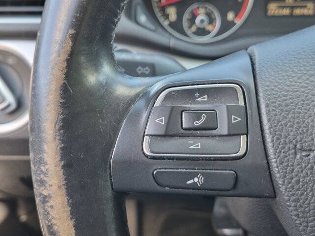 Used 2012 Volkswagen Passat 2.5 SE FWD image 18