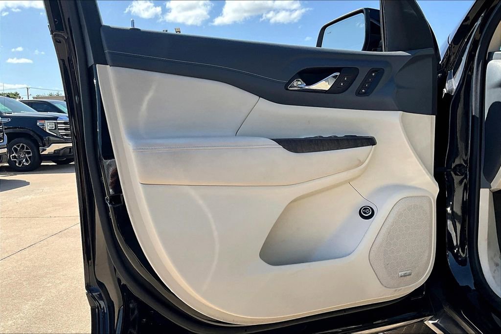 Used 2023 GMC Acadia Denali image 20