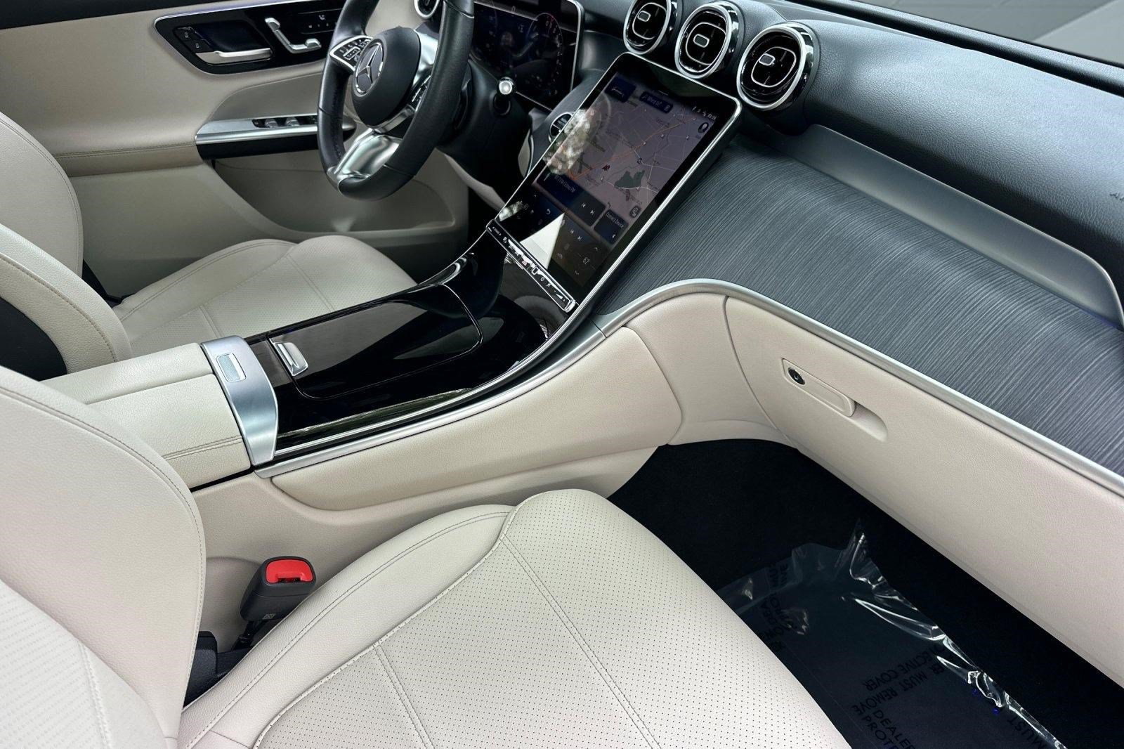 Certified 2025 Mercedes-Benz GLC 350e 4MATIC image 36