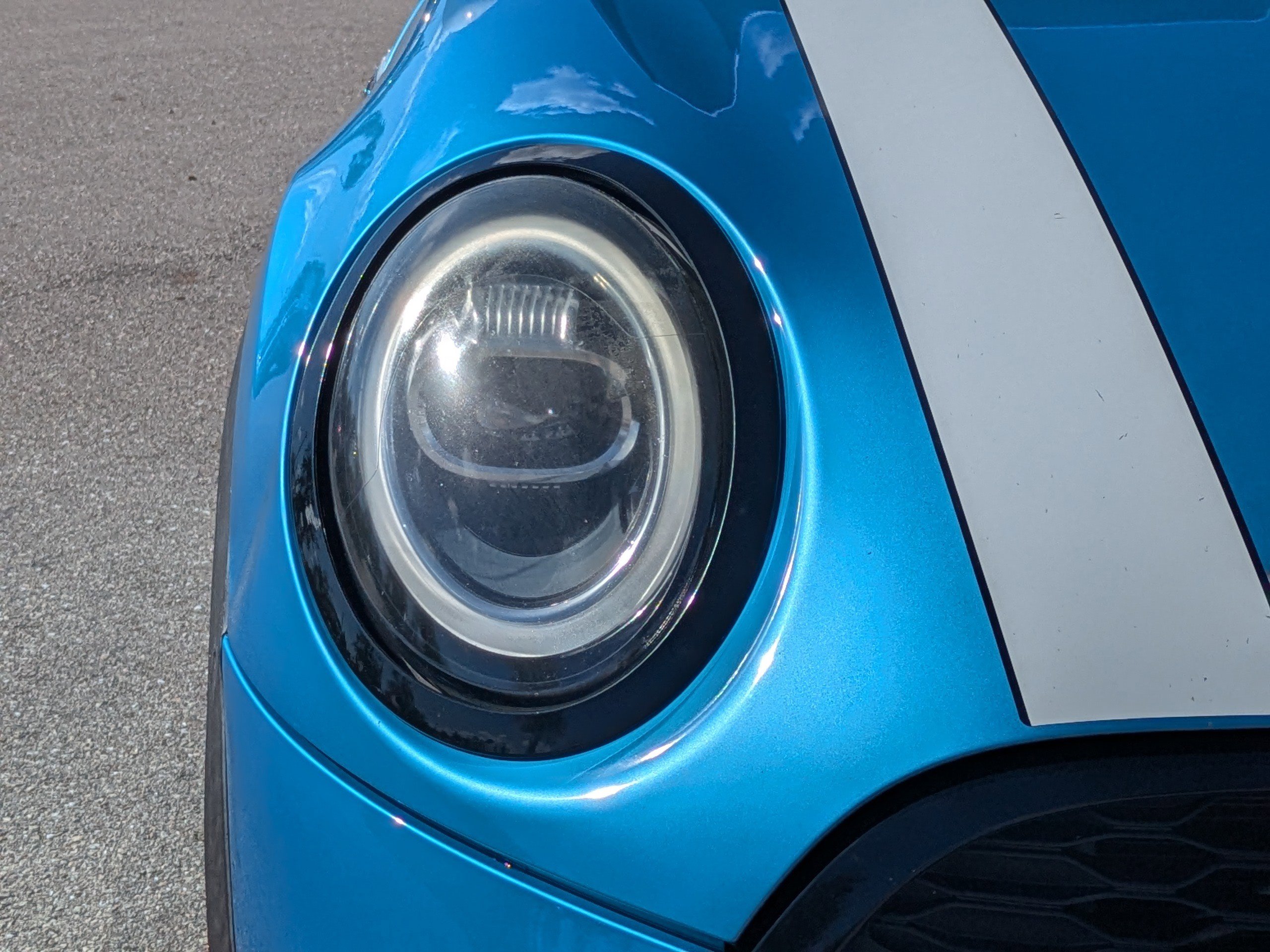 Used 2019 MINI Cooper S w/ Premium Package image 10