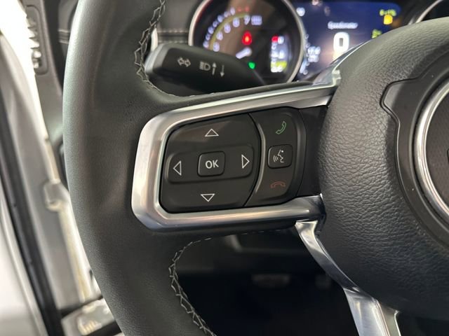 Used 2023 Jeep Wrangler Unlimited Sahara image 14