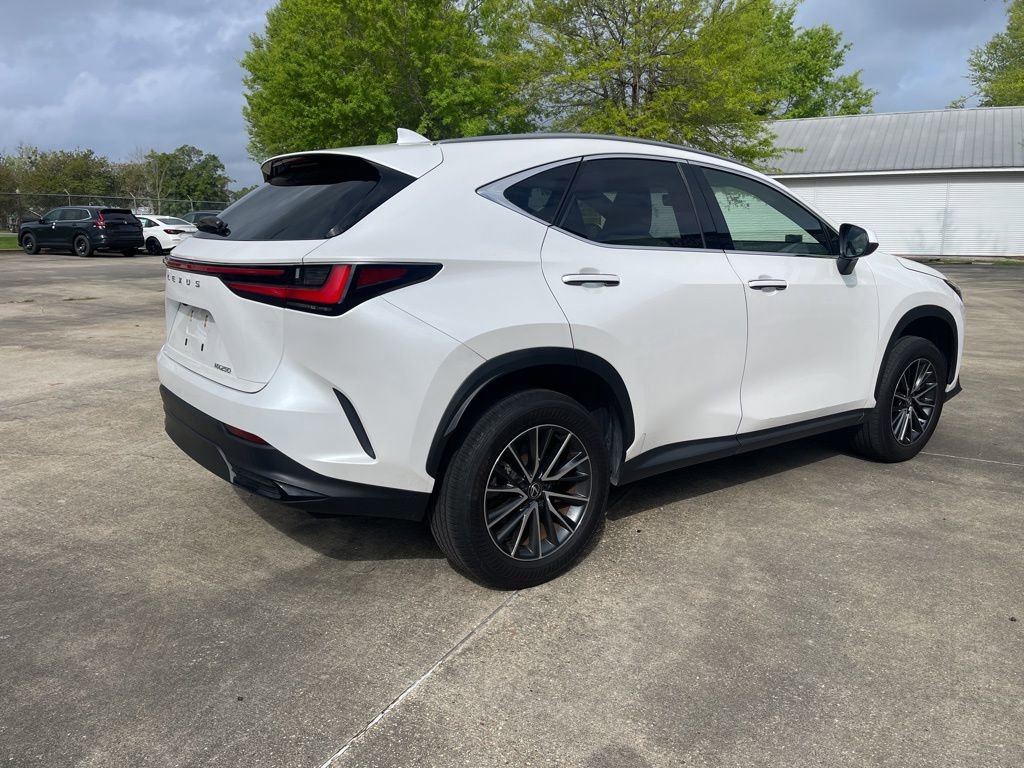 Used 2024 Lexus NX 250 FWD w/ Towing Package (2000 Lbs) image 5
