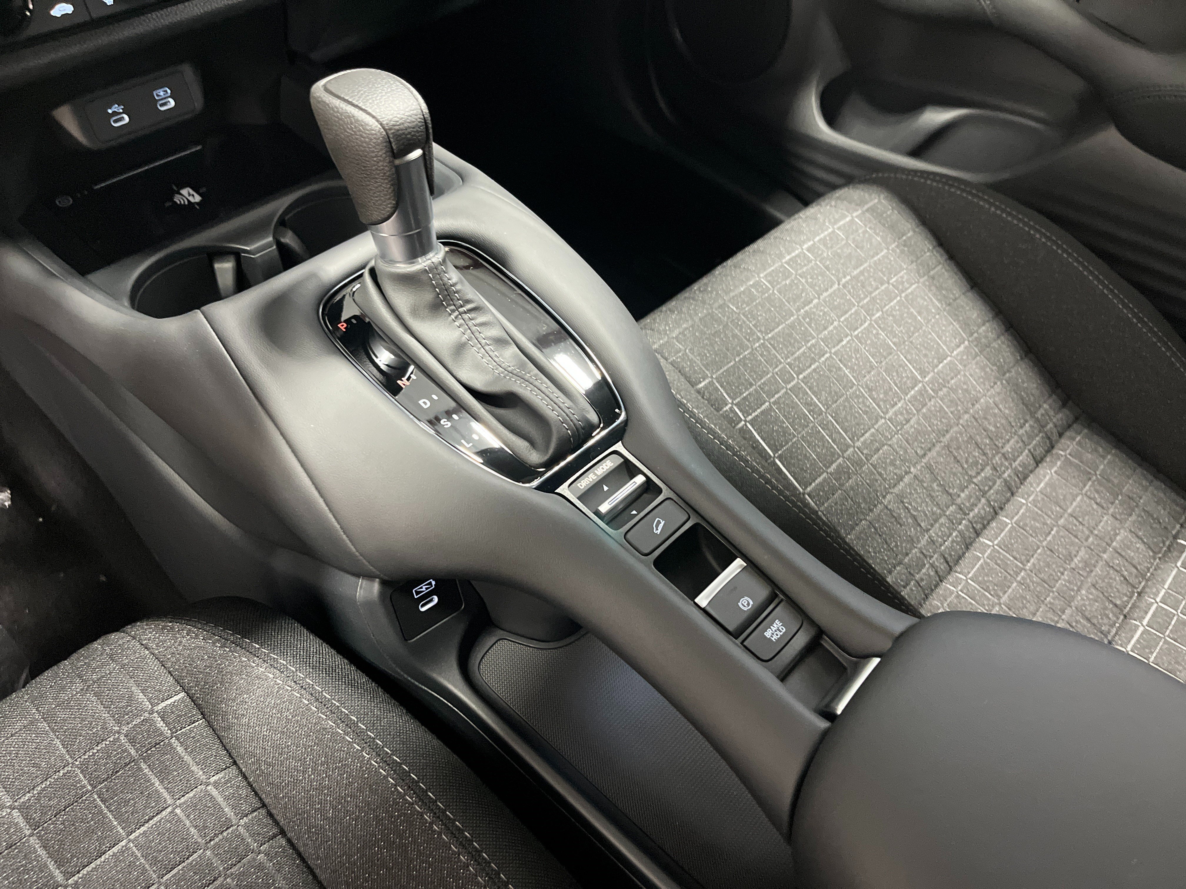 New 2027 Honda HR-V LX image 14