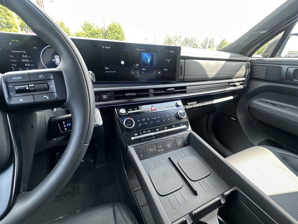 Used 2024 Hyundai Santa Fe Calligraphy image 25