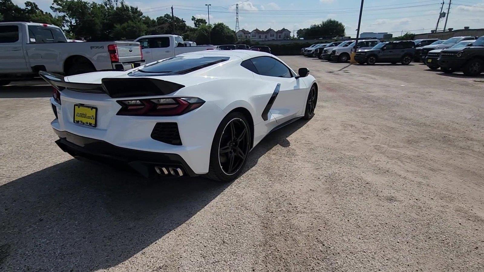 Certified 2020 Chevrolet Corvette Stingray Coupe w/ 1LT RWD image 8