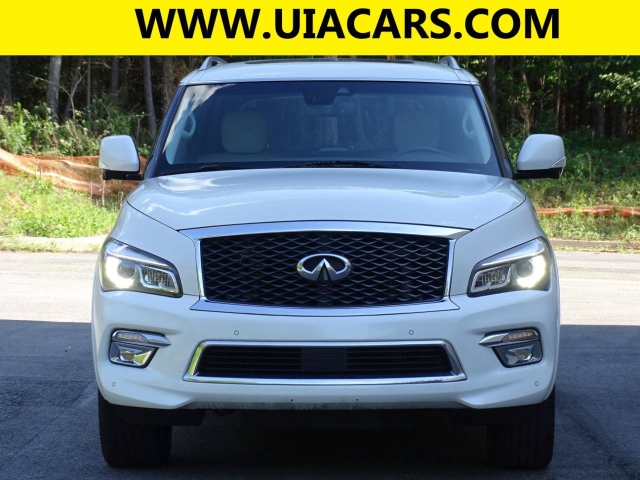 Used 2017 INFINITI QX80 2WD w/ Driver Assistance Package image 3