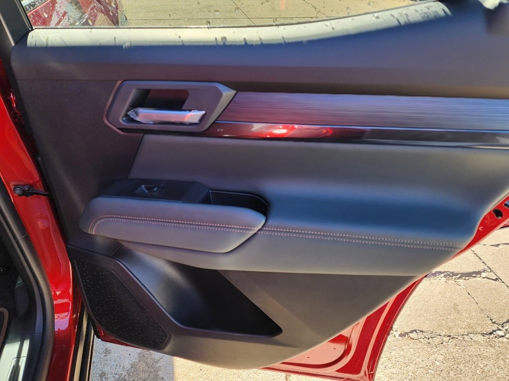 New 2026 GMC Terrain AT4 w/ Convenience Package III image 42