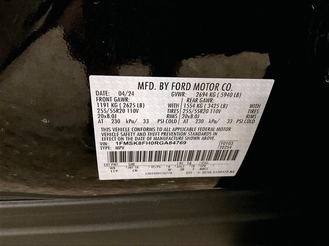 Used 2024 Ford Explorer Limited w/ Equipment Group 301A AWD/4WD image 34