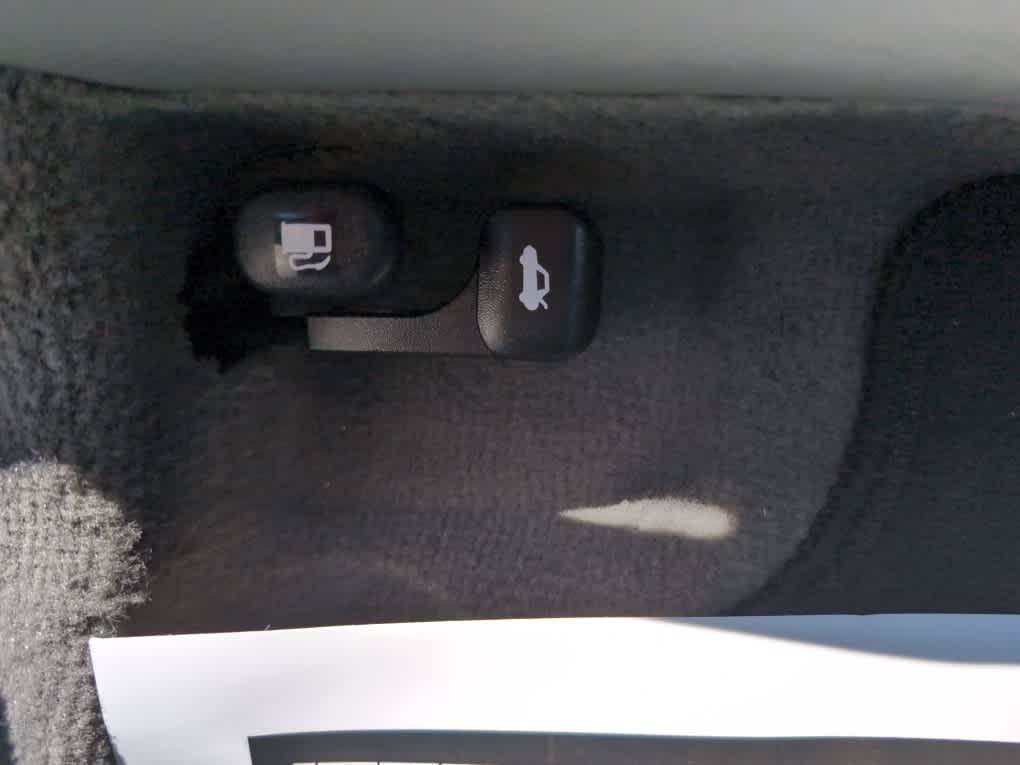 New 2026 Hyundai Elantra SE FWD image 17