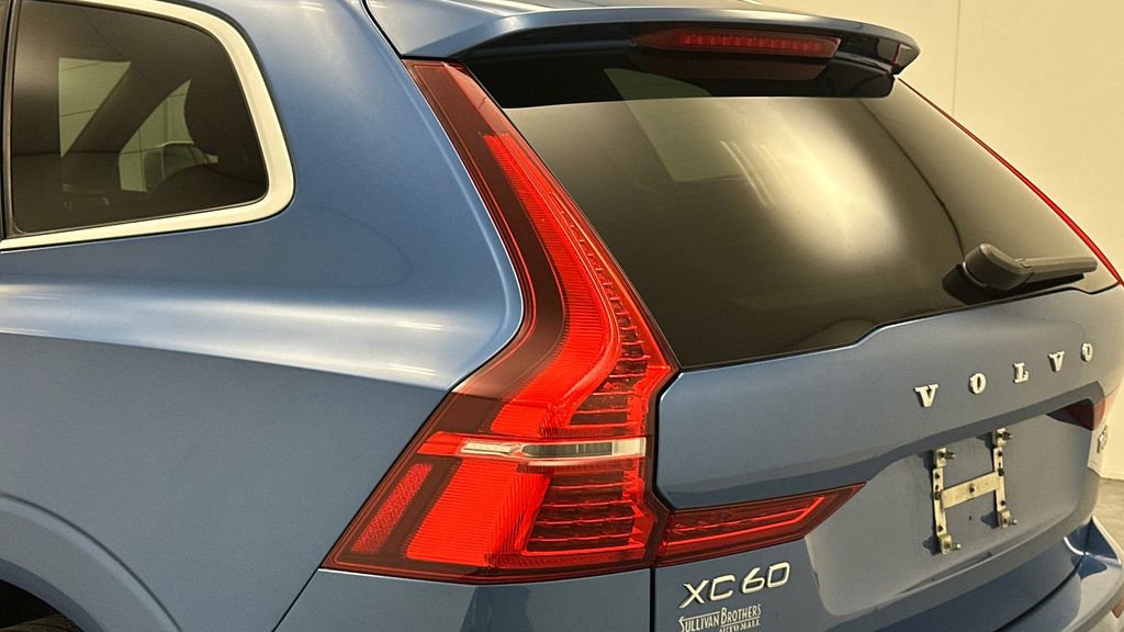 Used 2018 Volvo XC60 T6 R-Design w/ Convenience Package AWD/4WD image 22