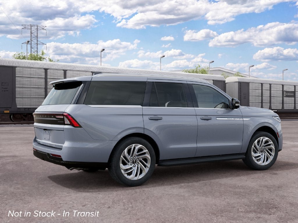 New 2027 Lincoln Navigator Premiere RWD image 6