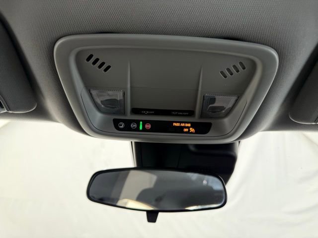 Used 2023 Chevrolet Malibu LT image 37