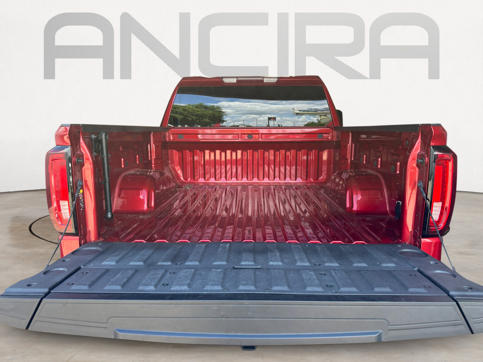 Used 2023 GMC Sierra 1500 SLT RWD image 12