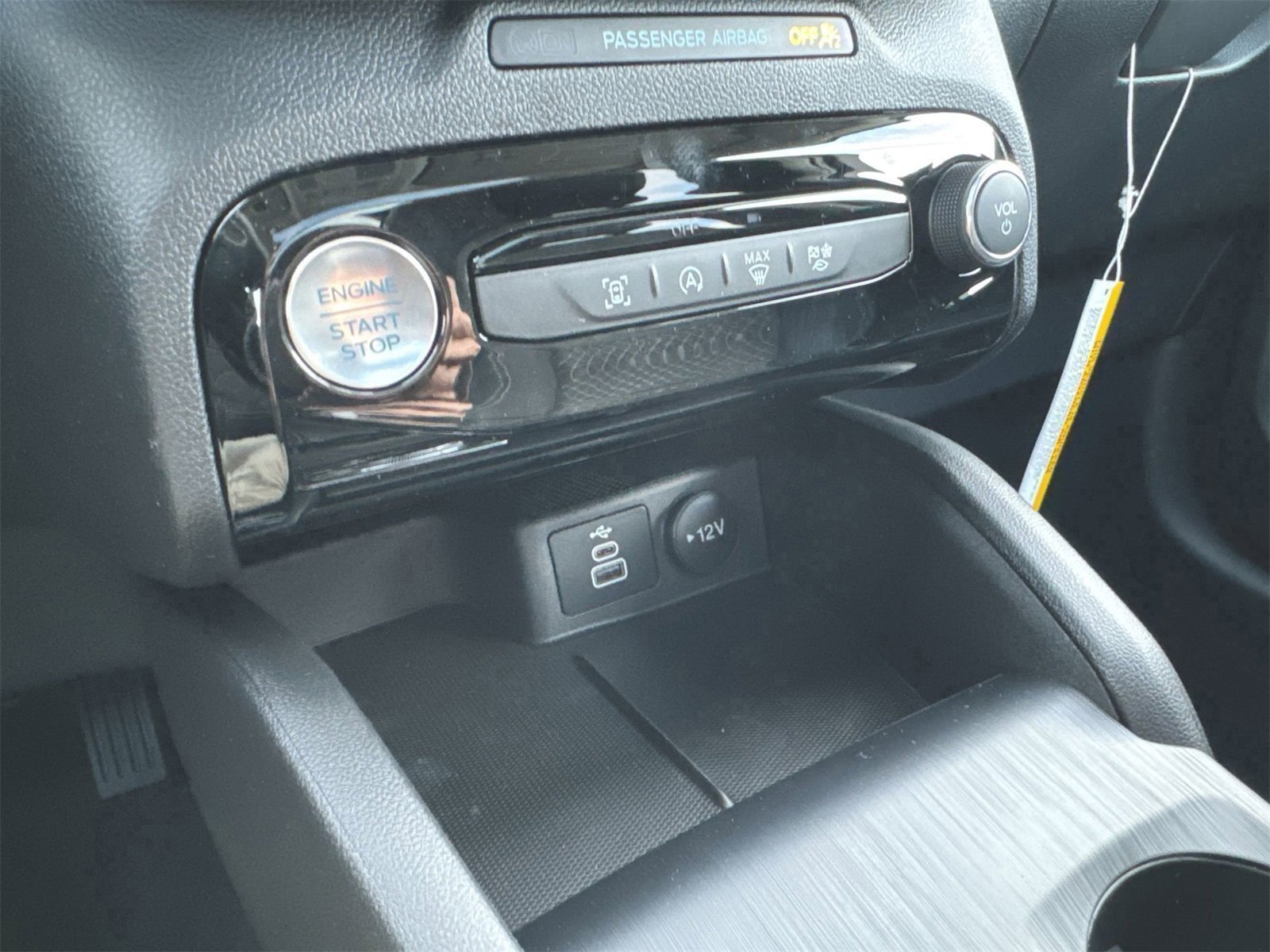 New 2025 Ford Escape Active w/ Tech Pack #1 image 32