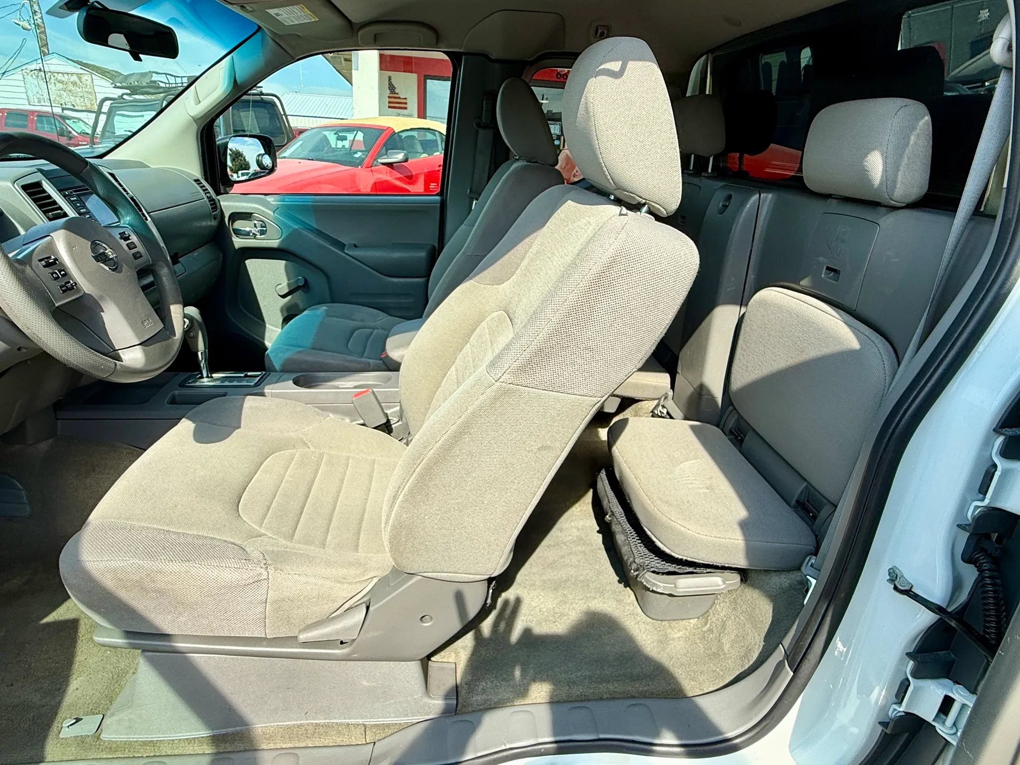 Used 2017 Nissan Frontier S RWD image 13