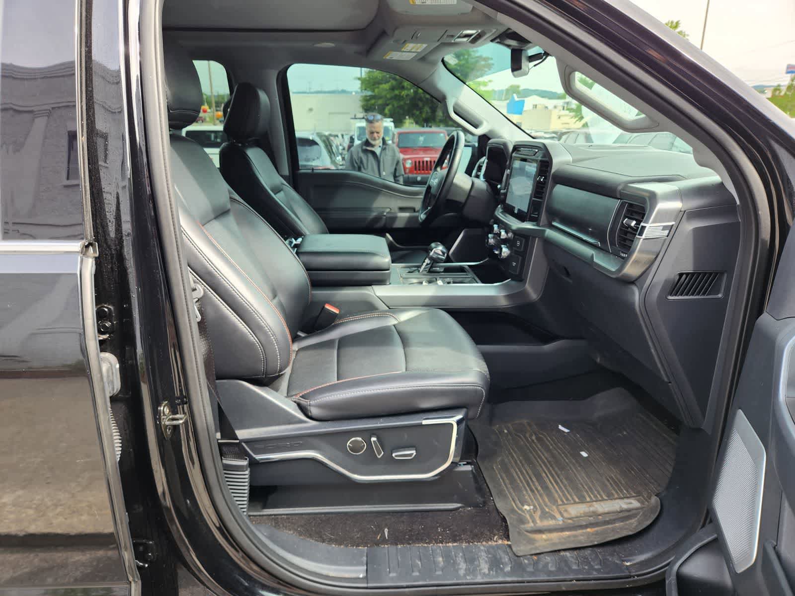 Used 2021 Ford F150 Lariat w/ Equipment Group 502A High AWD/4WD image 21