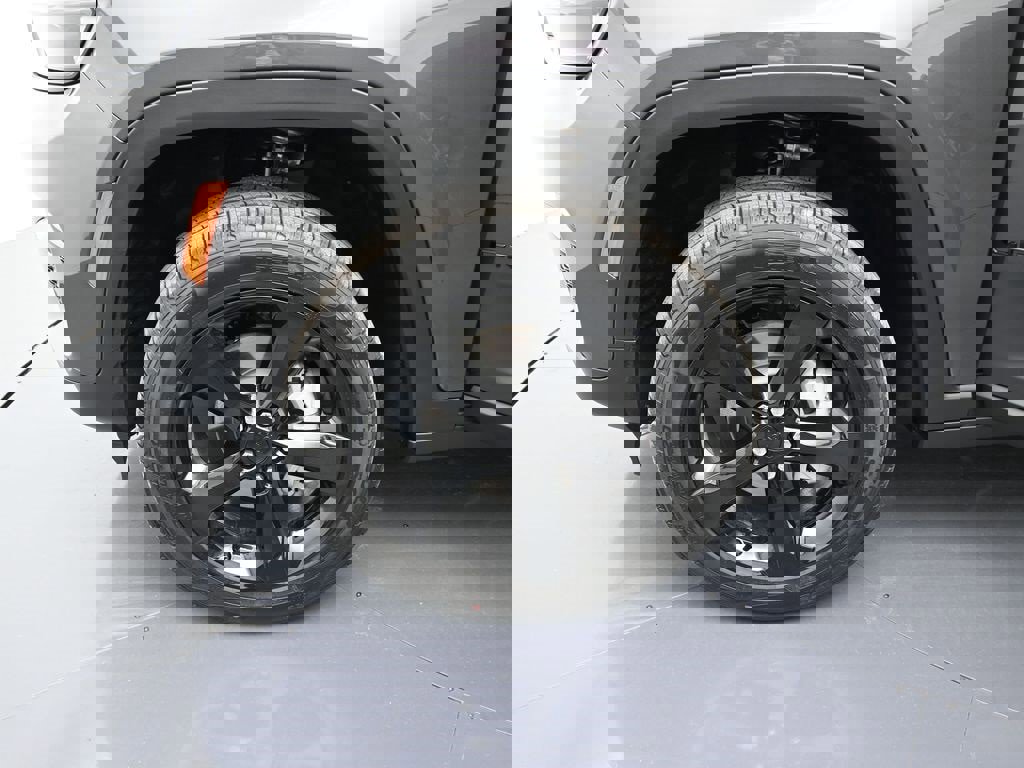 New 2025 Jeep Grand Cherokee Limited w/ Black Appearance Package image 10