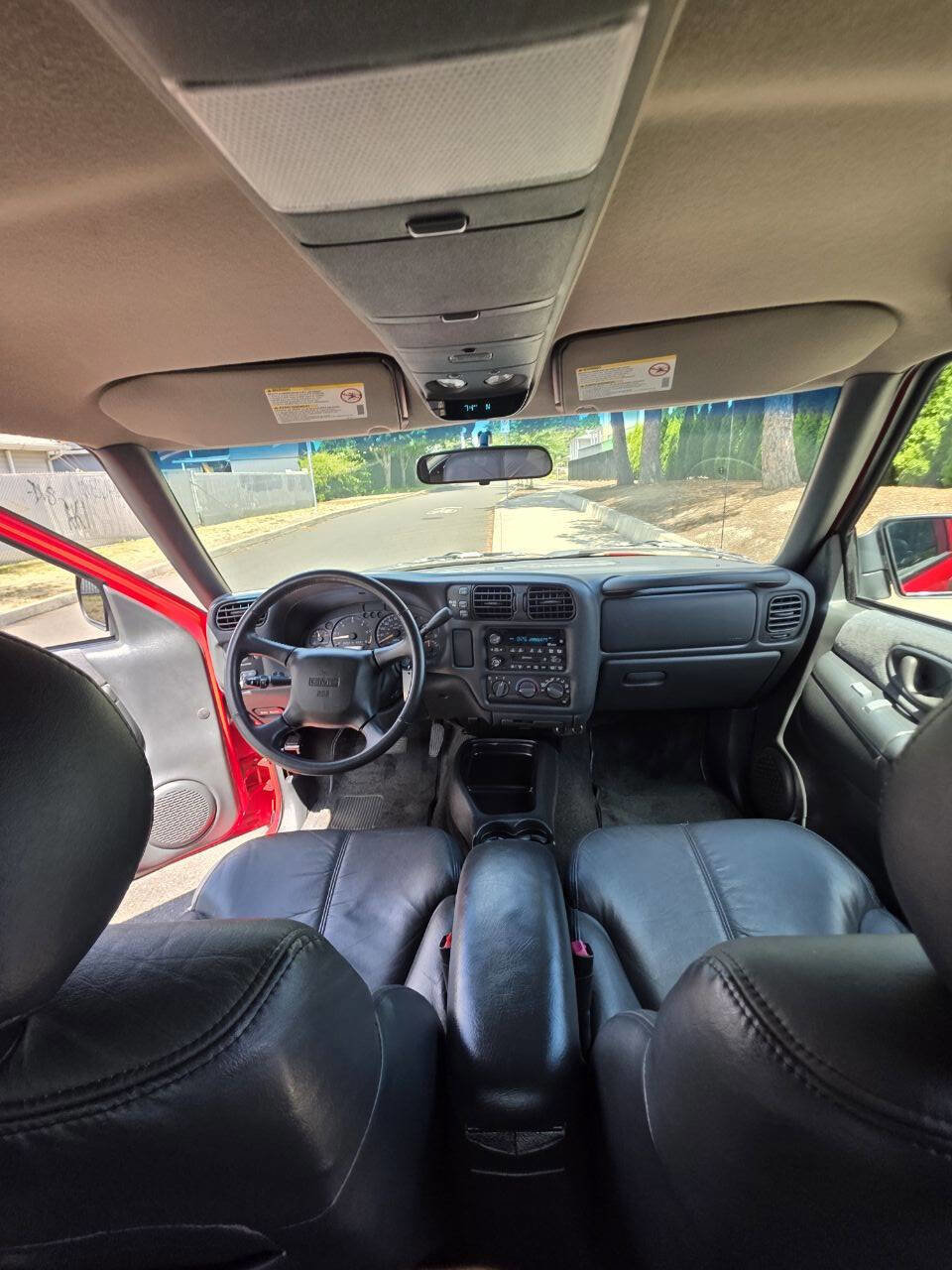 Used 2002 GMC Sonoma SLS w/ Marketing Option Pkg image 13