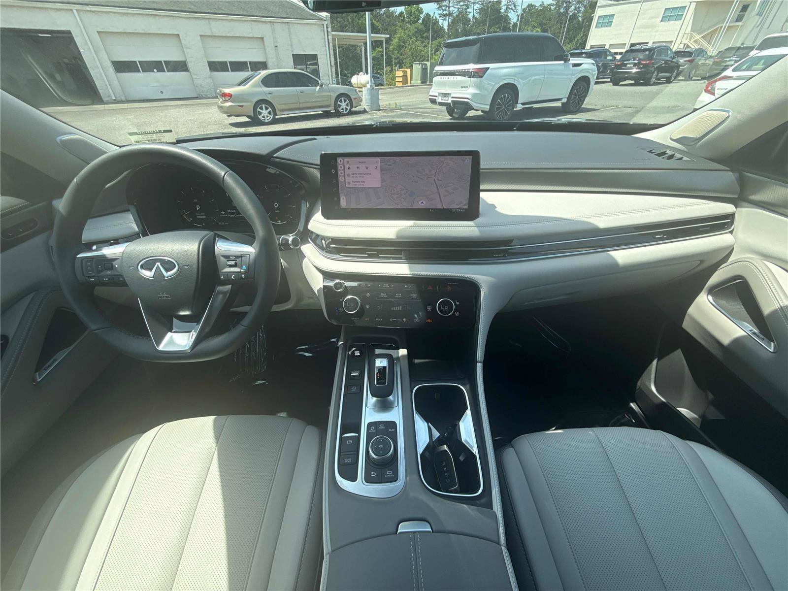Certified 2026 INFINITI QX60 Luxe w/ Cargo Package FWD image 13