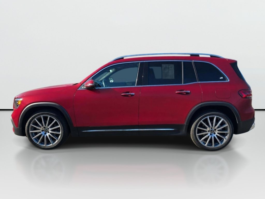 Used 2022 Mercedes-Benz GLB 250 4MATIC image 2