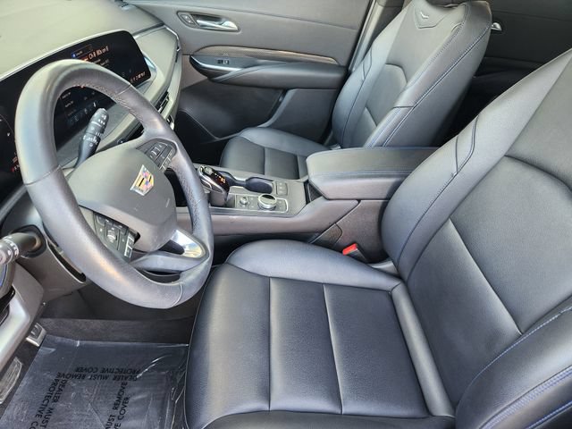 Used 2024 Cadillac XT4 Sport w/ Cold Weather Package FWD image 4