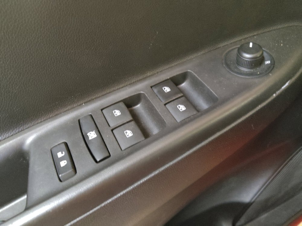 Used 2019 Chevrolet Spark LT image 27