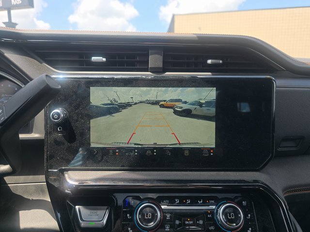 Used 2024 GMC Sierra 2500 AT4 w/ AT4 Premium Plus Package image 19