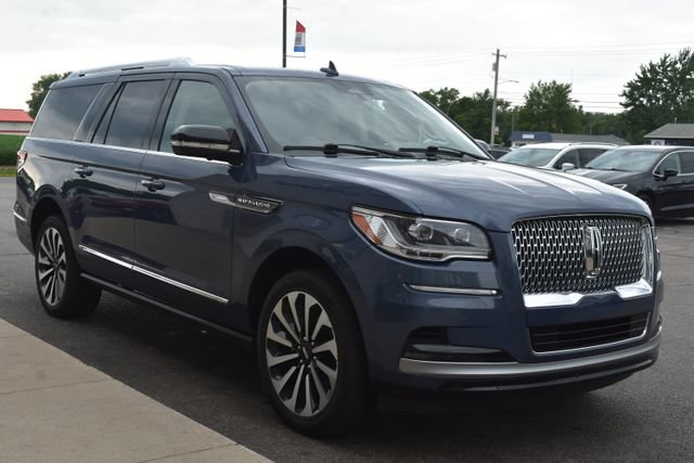 Used 2023 Lincoln Navigator L Reserve AWD/4WD image 15