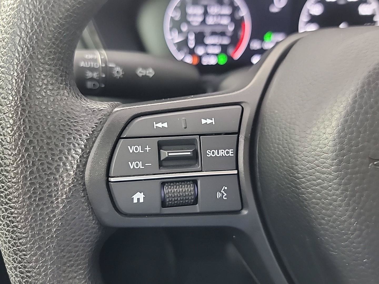 Certified 2025 Honda CR-V EX image 26