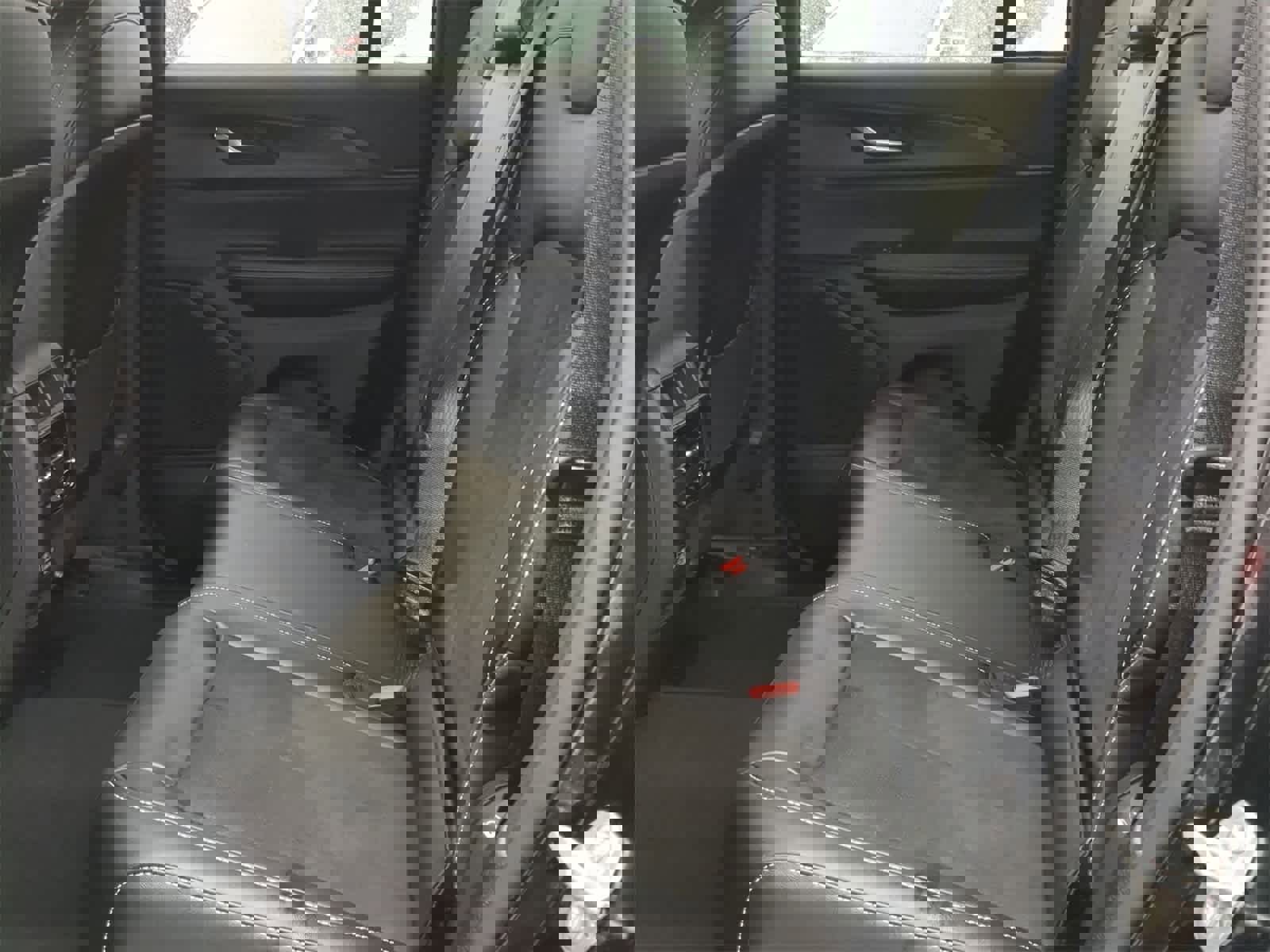 Used 2024 Jeep Grand Cherokee Altitude image 27