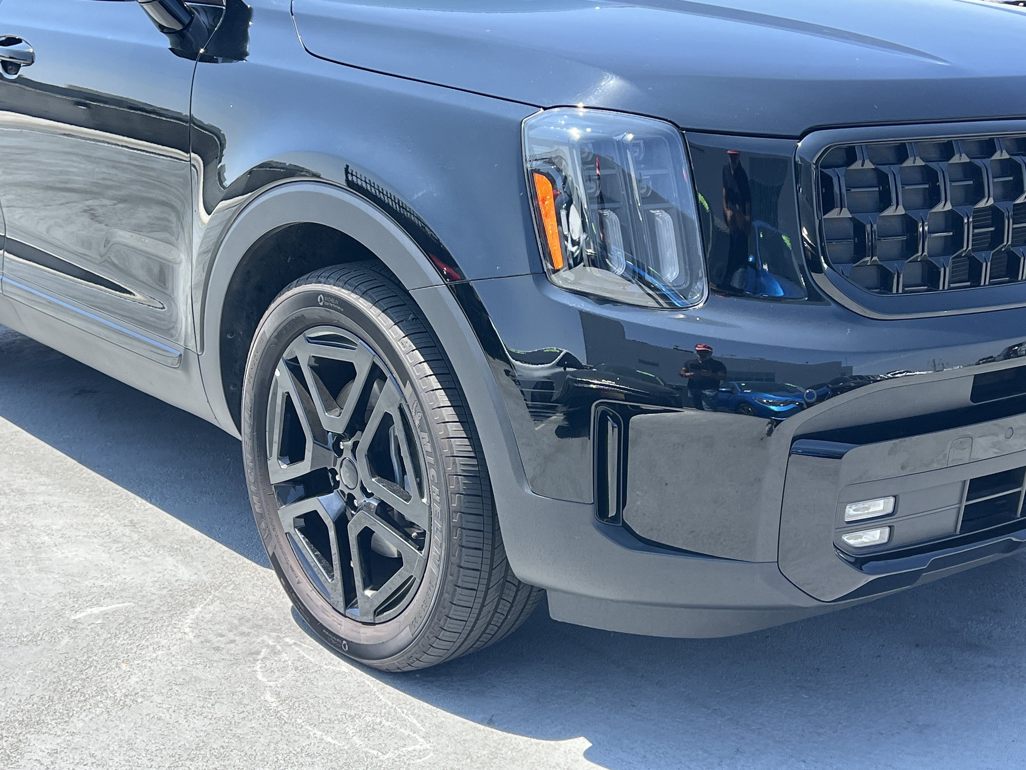Certified 2025 Kia Telluride SX X-Line AWD/4WD image 14