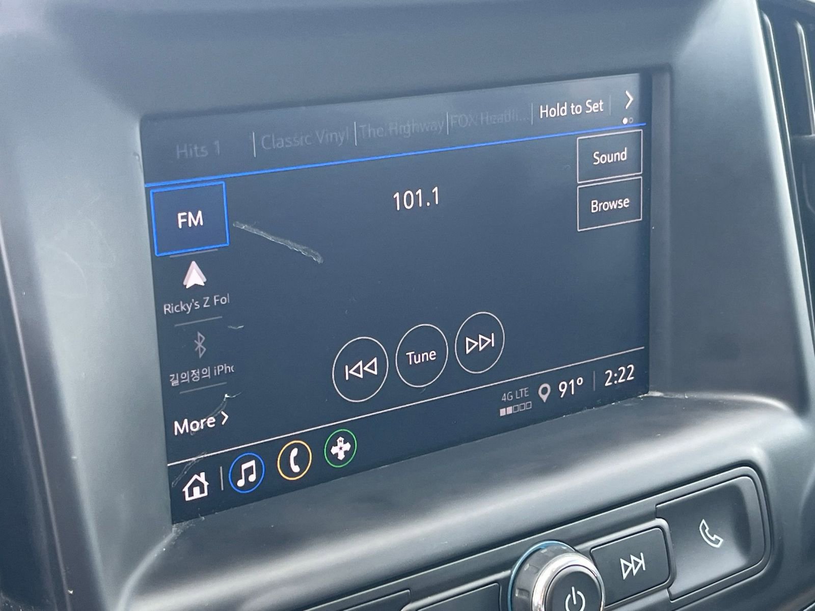 Used 2024 GMC Terrain SLE FWD image 17