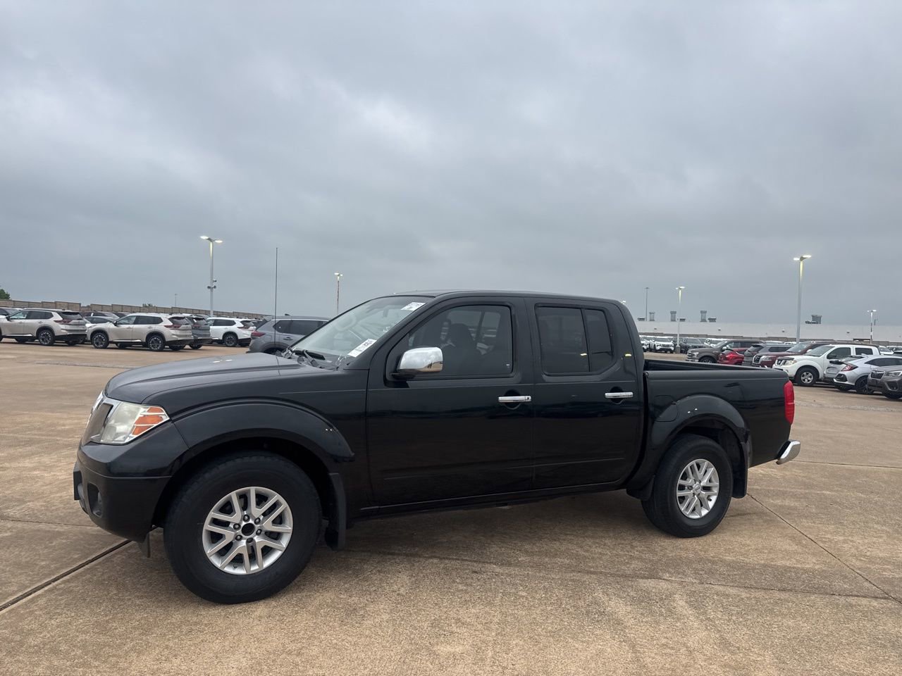 Used 2019 Nissan Frontier SV RWD image 8