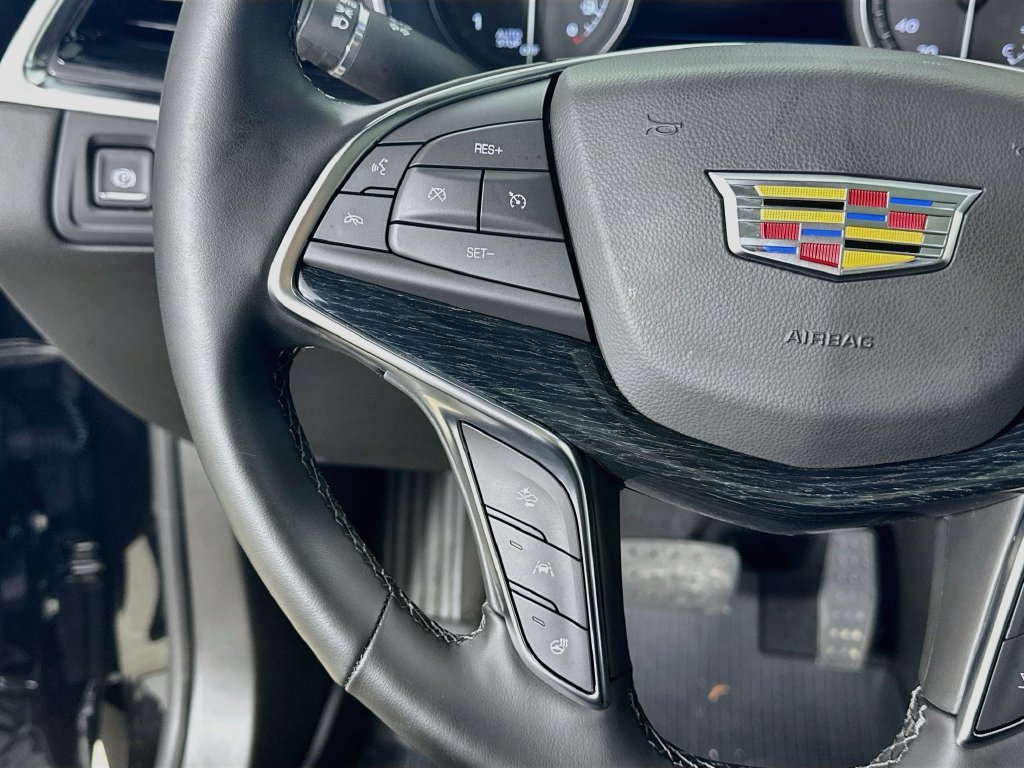 New 2026 Cadillac XT5 Premium Luxury w/ LPO, Floor Liner Package AWD/4WD image 12