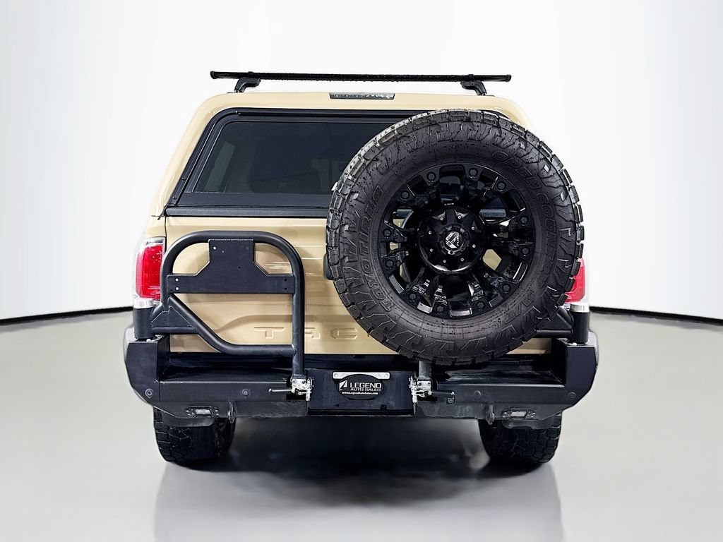 Used 2020 Toyota Tacoma TRD Off-Road w/ Technology Package AWD/4WD image 6