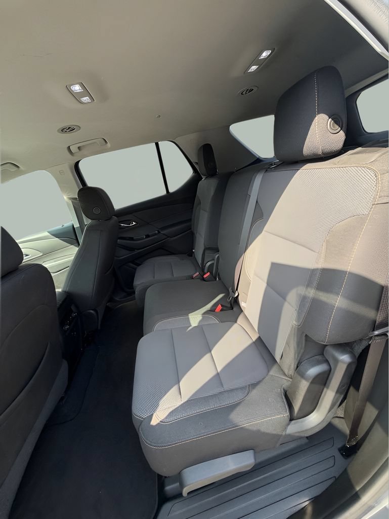 Used 2018 Chevrolet Traverse LS AWD/4WD image 14