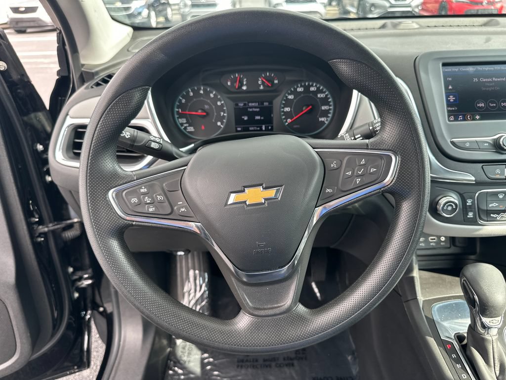 Used 2024 Chevrolet Equinox LS w/ Midnight Edition FWD image 17