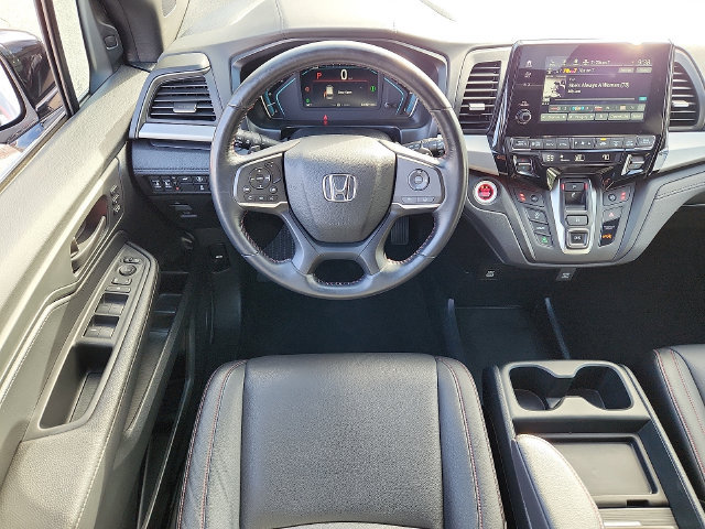 Used 2024 Honda Odyssey Sport image 12