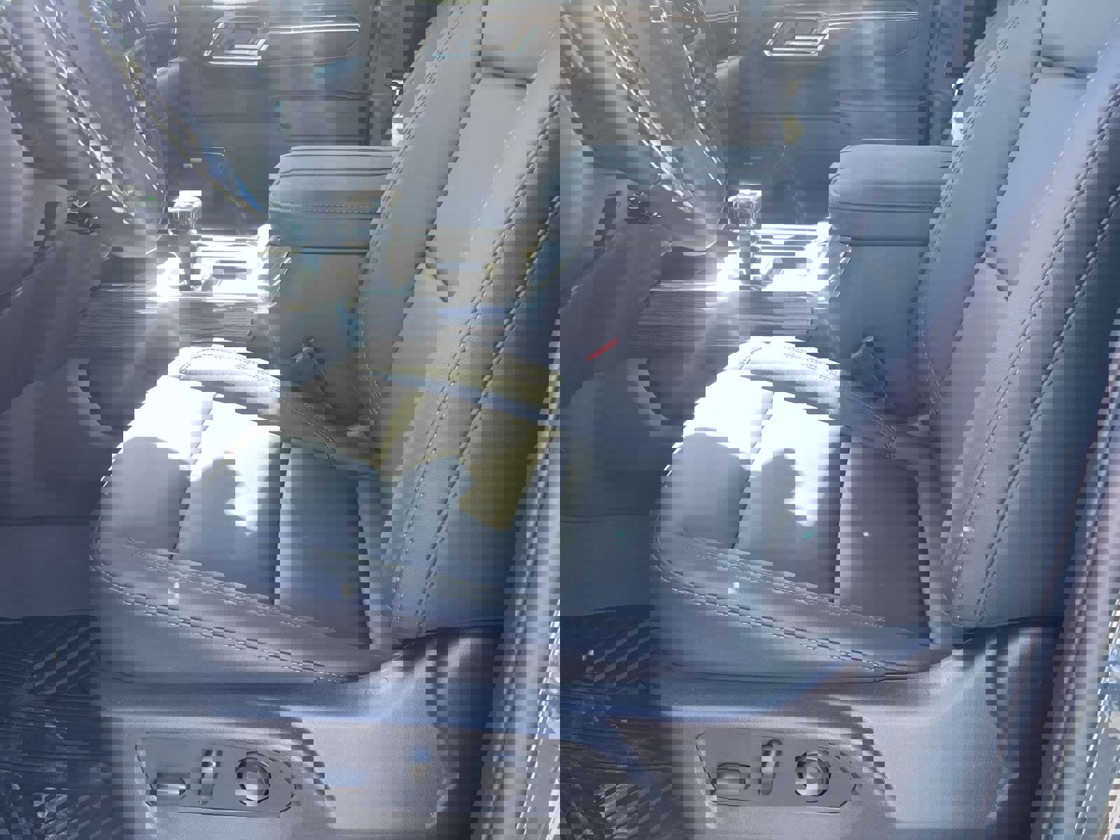 New 2026 Chevrolet Silverado 1500 LT Trail Boss w/ Convenience Package II image 9