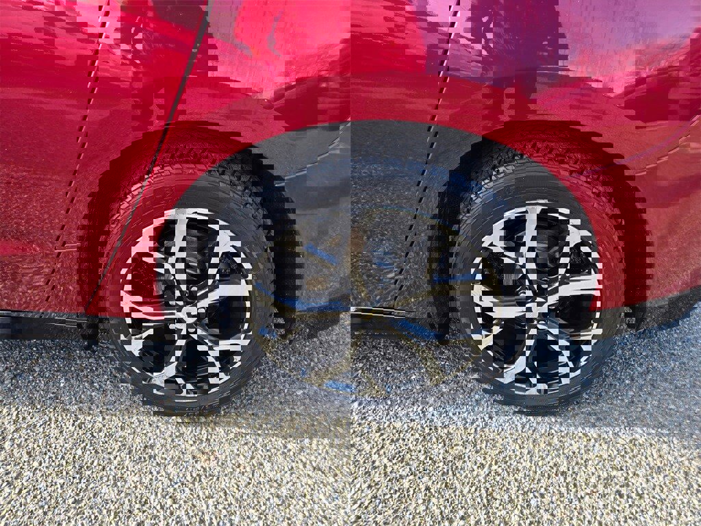 Used 2019 Chevrolet Volt Premier w/ Driver Confidence II Package image 9