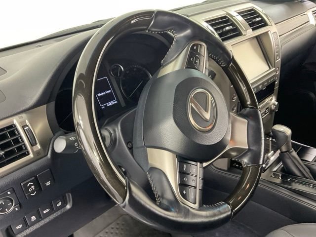 Used 2021 Lexus GX 460 Premium w/ Accessory Package AWD/4WD image 23