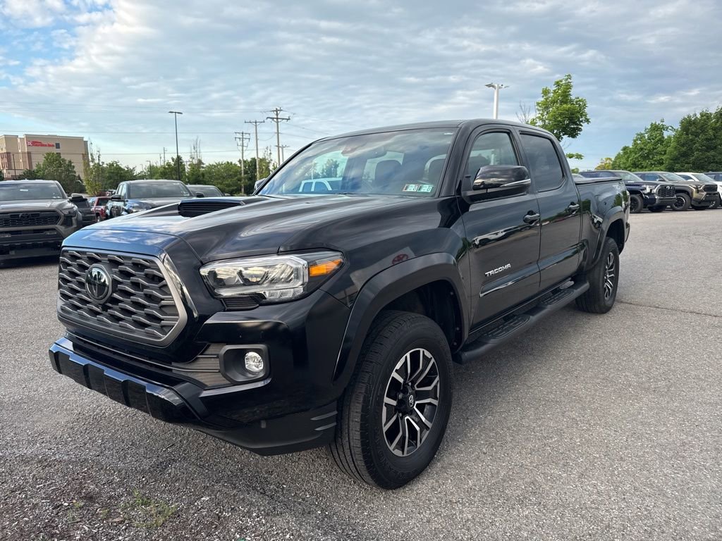 Certified 2022 Toyota Tacoma TRD Sport w/ TRD Premium Sport Package AWD/4WD image 2