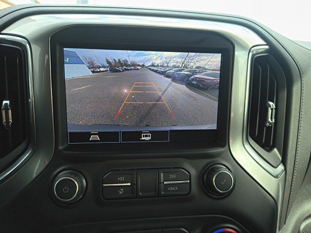 Used 2021 Chevrolet Silverado 1500 LT Trail Boss w/ Convenience Package II image 24