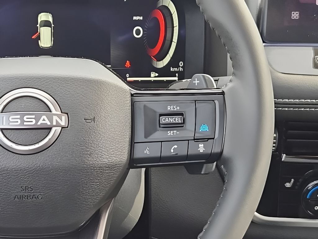 Used 2026 Nissan Rogue Platinum w/ Platinum Premium Package AWD/4WD image 25