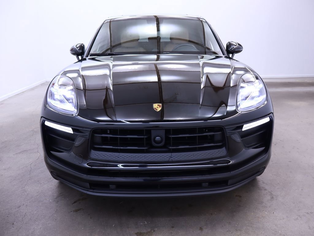 New 2024 Porsche Macan image 10