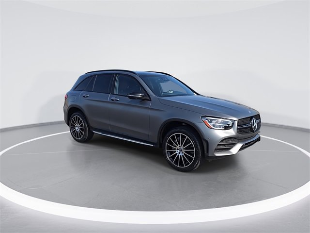 Used 2022 Mercedes-Benz GLC 300 image 2